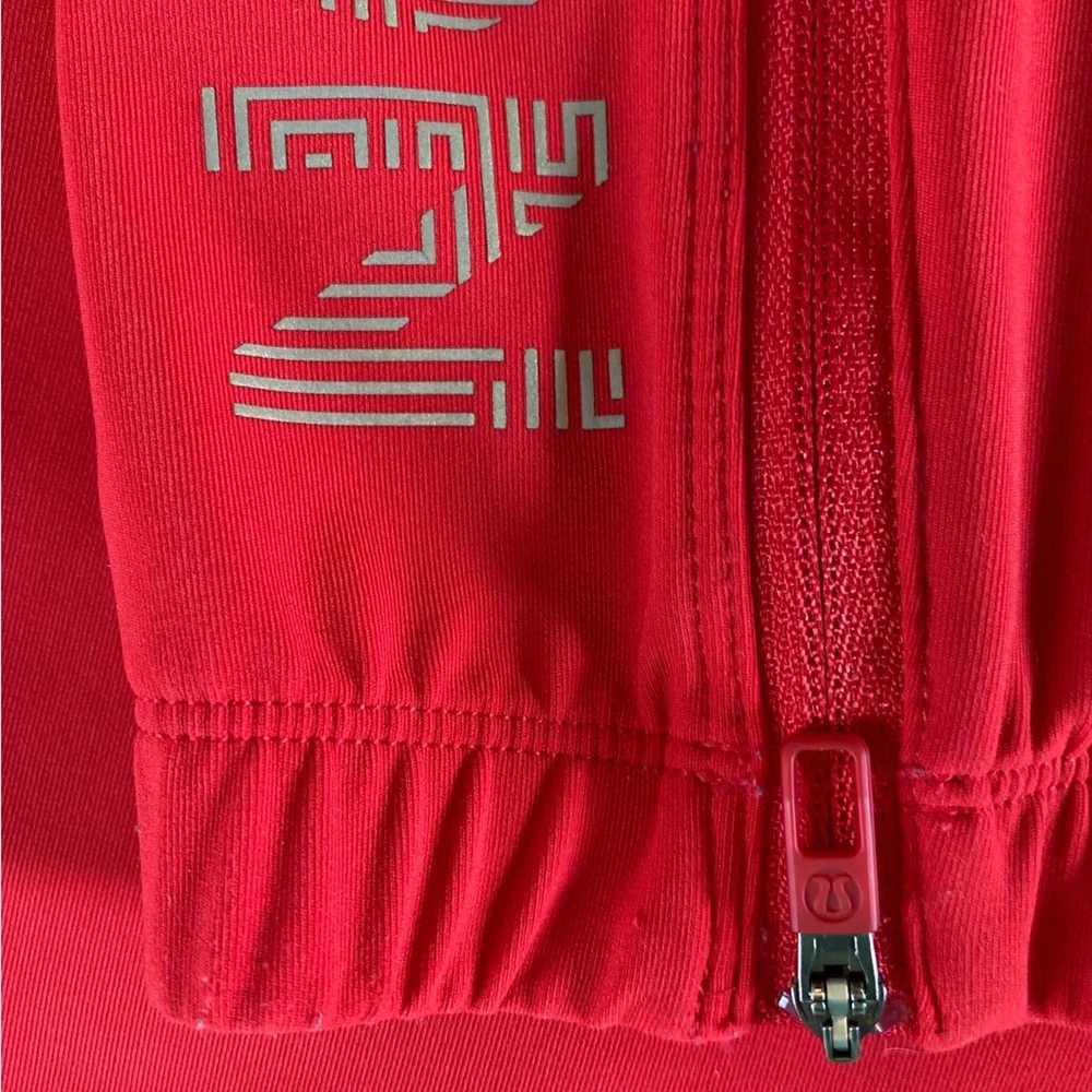 Lululemon Limited Edition Fiery Red‎ Surge Jogger Lunar New Year M5637S (Size L)